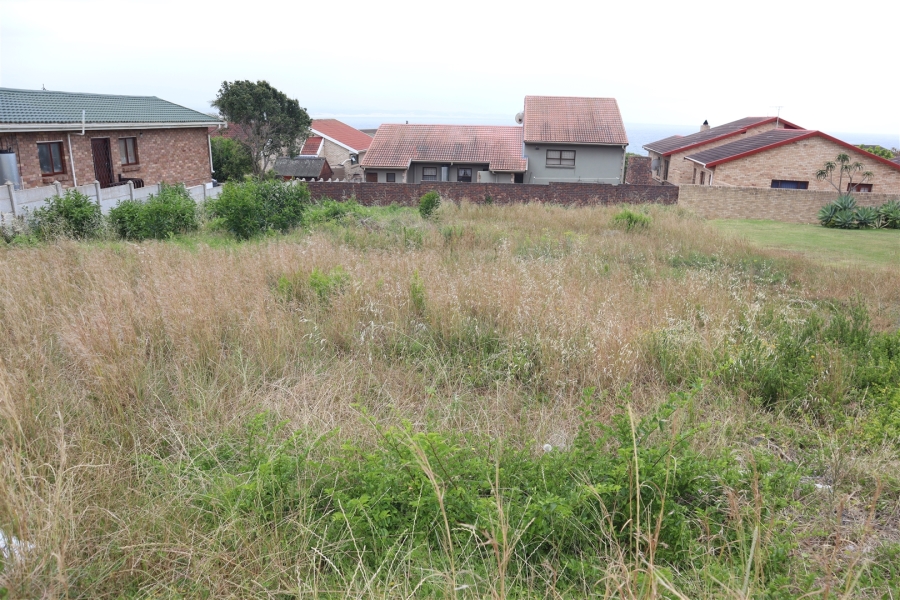 0 Bedroom Property for Sale in Wavecrest Eastern Cape